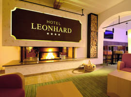 莱昂哈德酒店图片