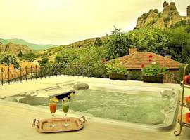 image of Guest House & Bistro Castle Cottage