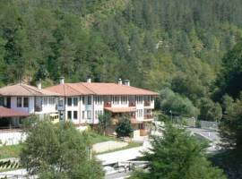 image of Fisherman's Hut Family Hotel