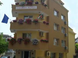 image of Palitra Family Hotel