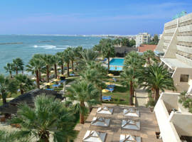 image of Palm Beach Hotel & Bungalows