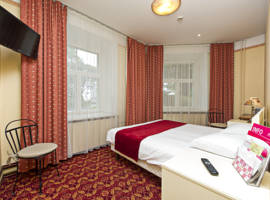 image of Meriton Old Town Hotel