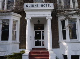 奎恩斯酒店图片