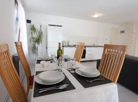 image of Apartments Zatezalo