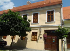 image of Guesthouse Maksimilian