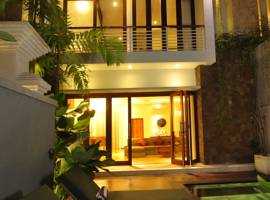 巴厘岛卡玛彭别墅酒店图片