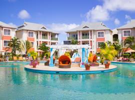 image of Bay Gardens Beach Resort