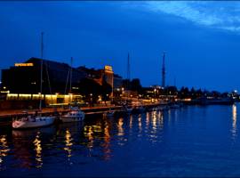 image of Promenade Hotel