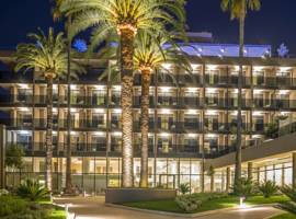 image of Palmon Bay Hotel & Spa