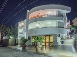image of Villa M