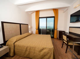 image of Hotel Joli