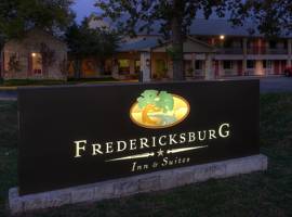 Fredericksburg Inn and Suites图片