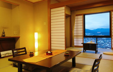 高山旅游客栈酒店，您可以享受私人浴室和13免费服务图片